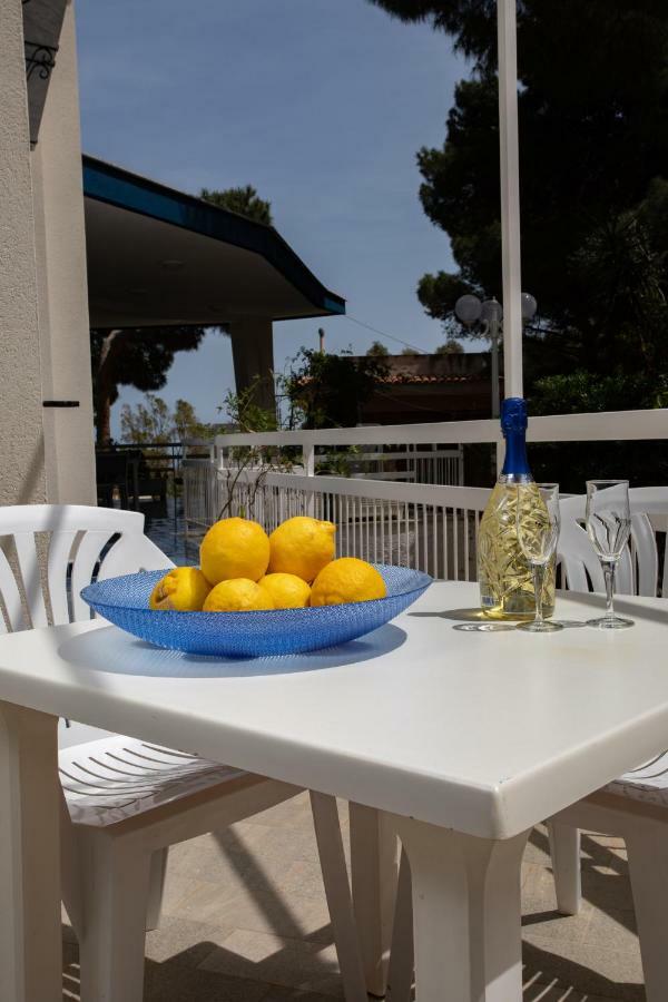 Villa Aurora Mondello Addaura מראה חיצוני תמונה